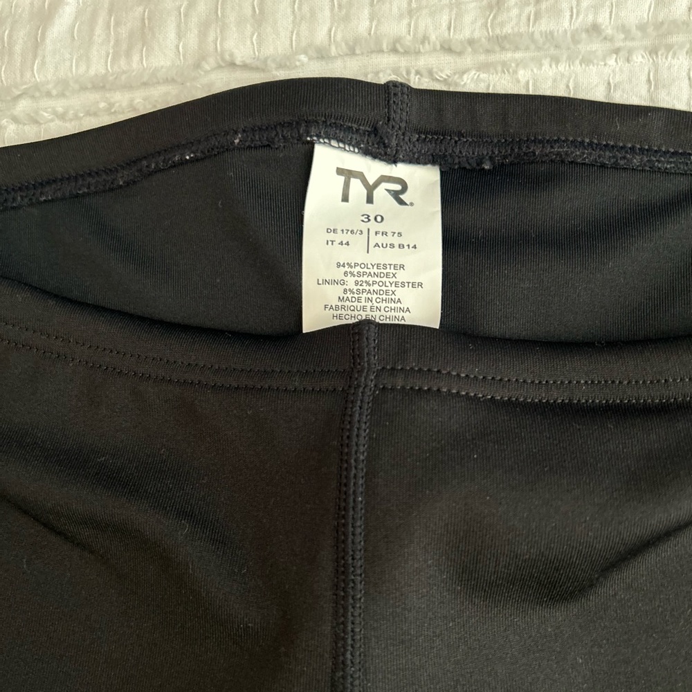 TYR SWIM SHORTS - Picture 2 of 4